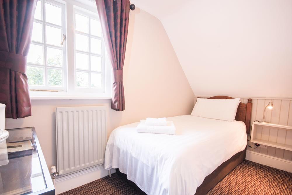 The Burley Inn Екстер'єр фото